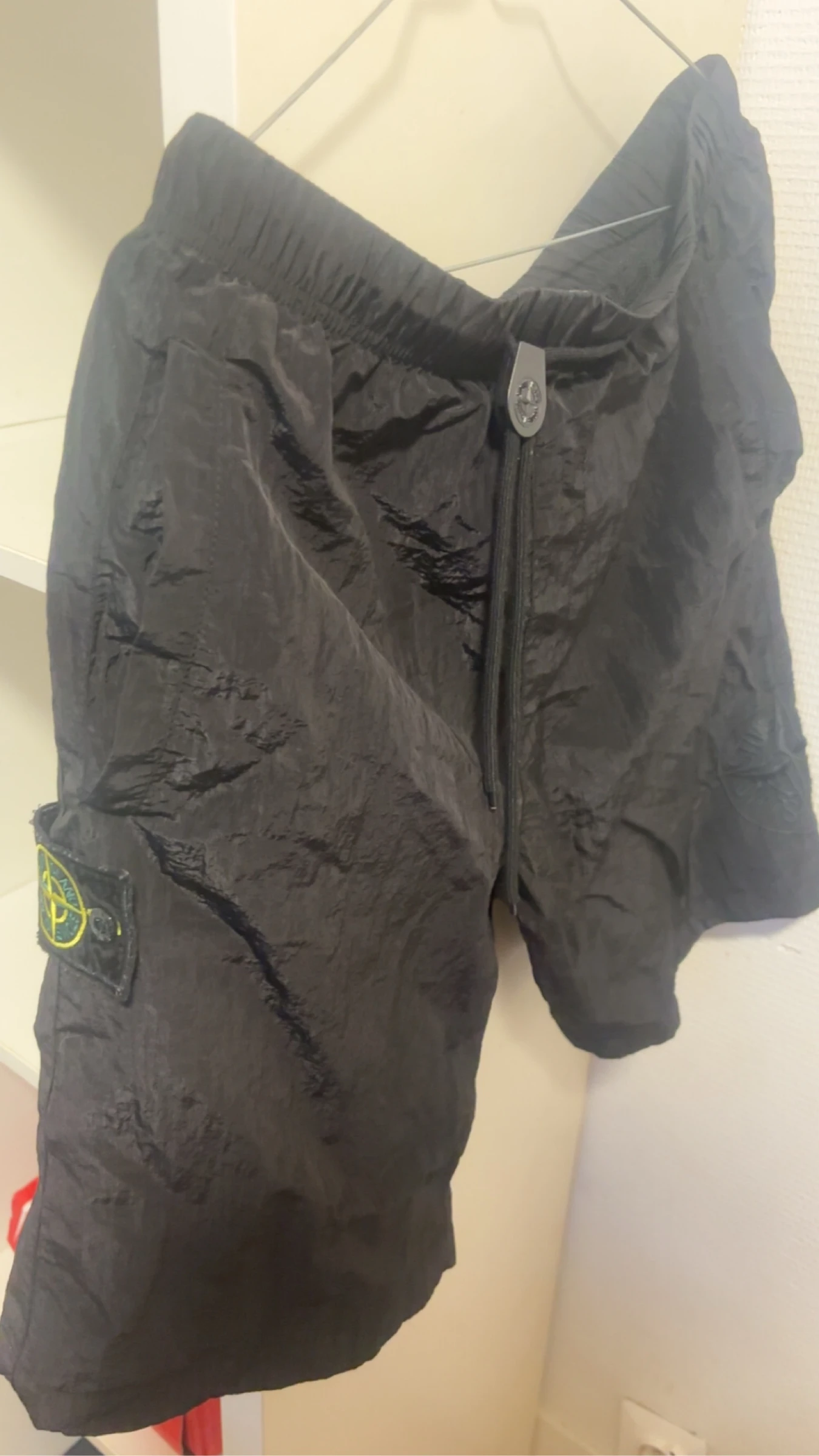 Short stone island